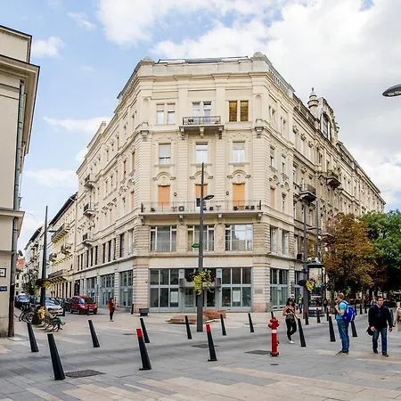 New Design - Egyetem Ter * Budapest